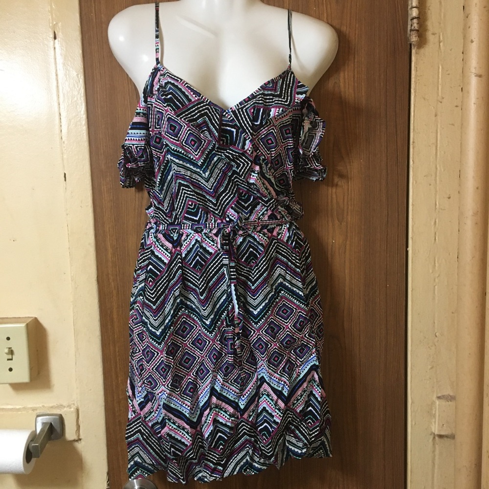 Colorful Geometric Pattern Dress - Picture 2 of 8